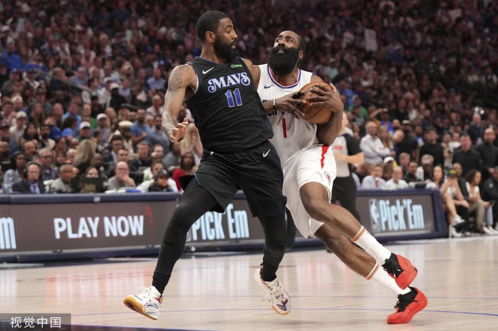 但在亚当斯 但在亚当斯