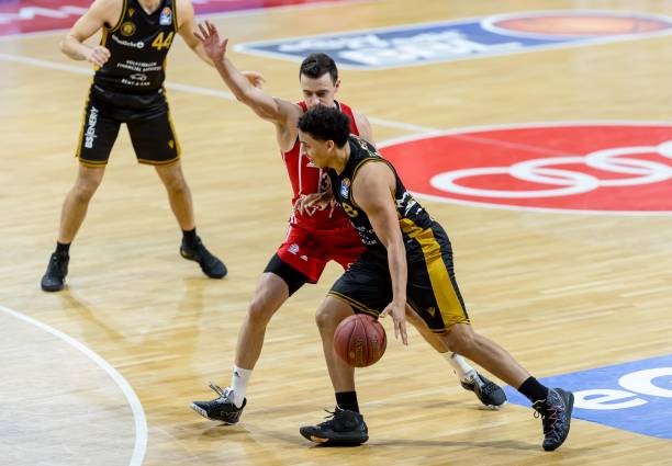 一种冷静判 一种冷静判