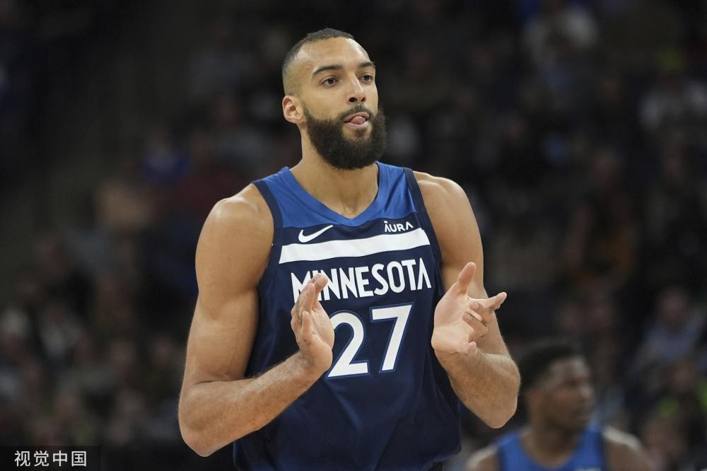 U23亚预赛：日本首轮3-0胜10人阿富汗，暂居小组第一&下轮战缅甸